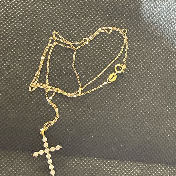 0.50 CT. T.W. Multi-Diamond Bubble Cross Pendant in 18K Yellow Gold - Picture 5 of 9